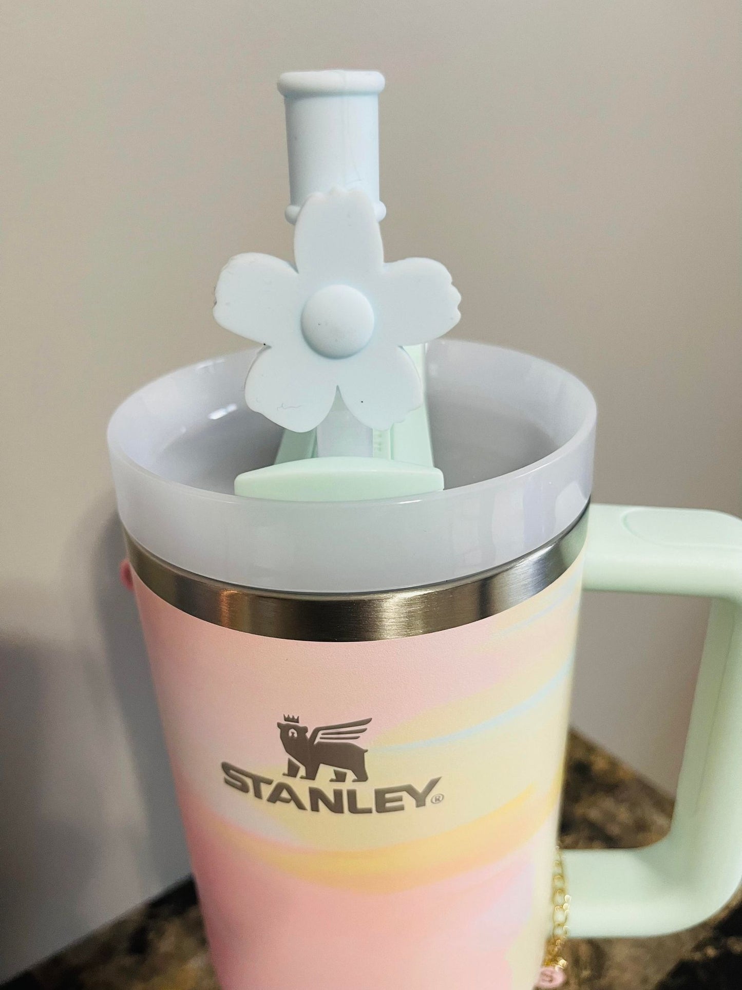 LIGHT BLUE FLOWER STRAW TOPPER