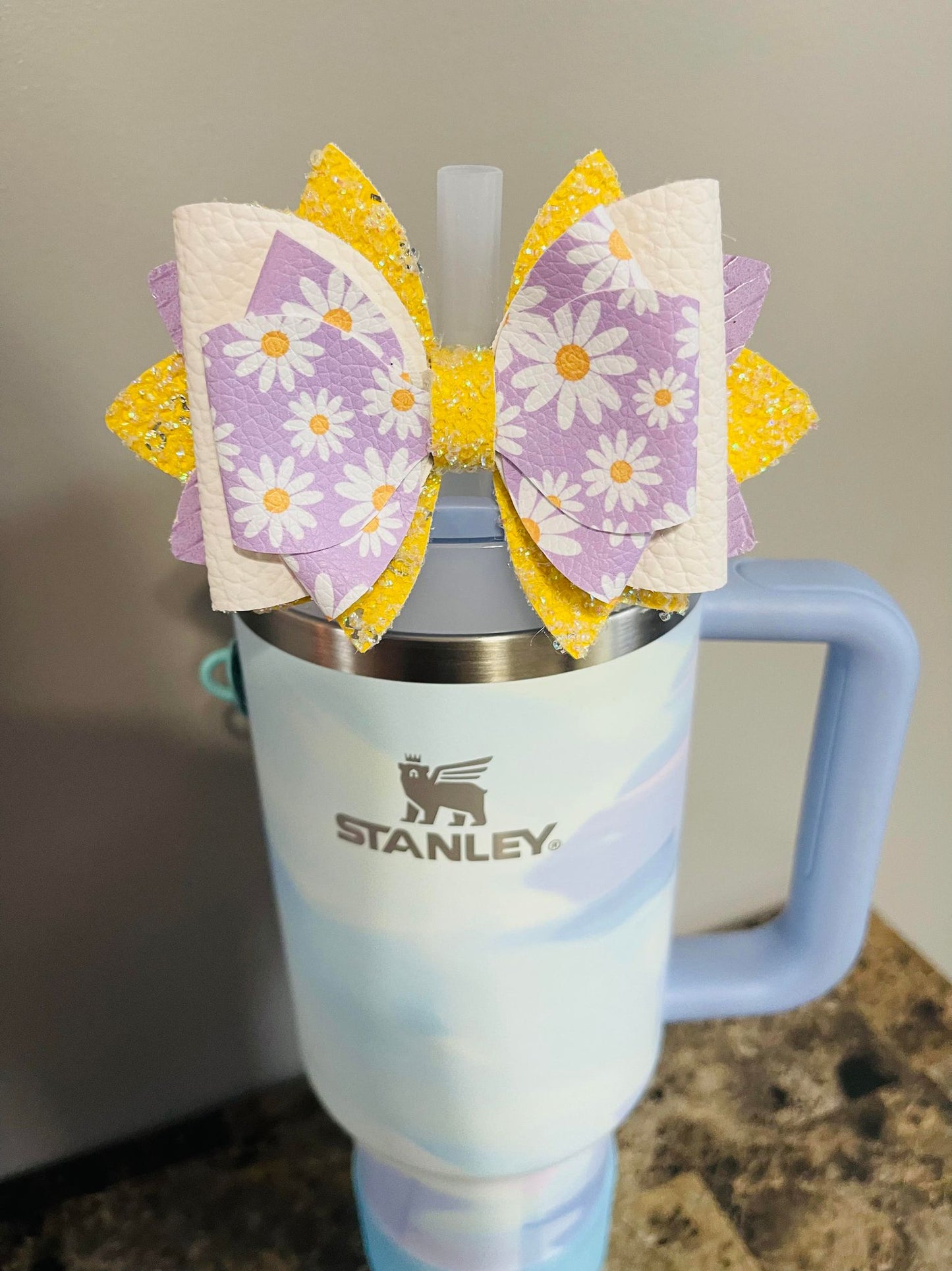 Spring Daisy Bow