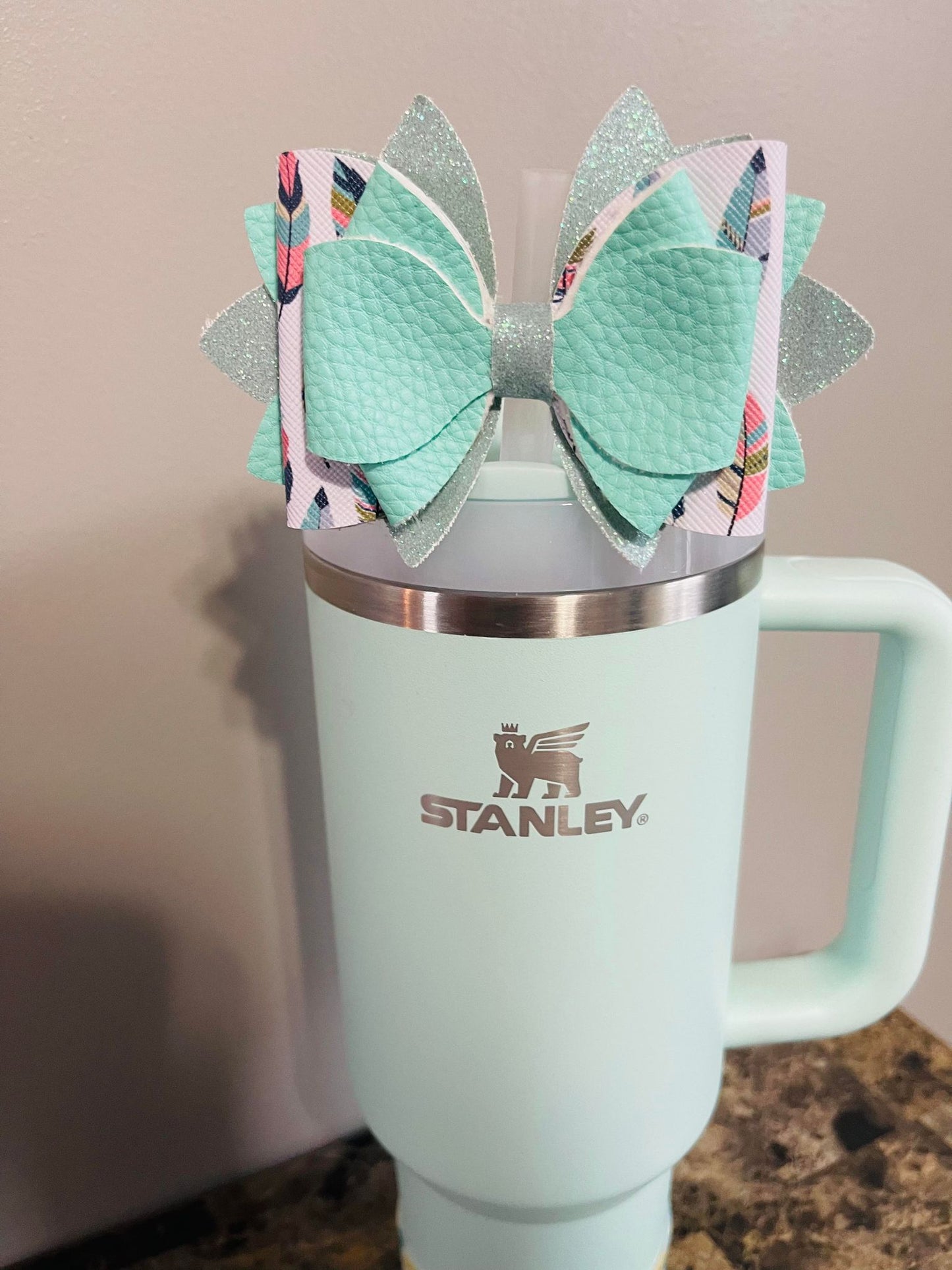 Mint Feathers Bow