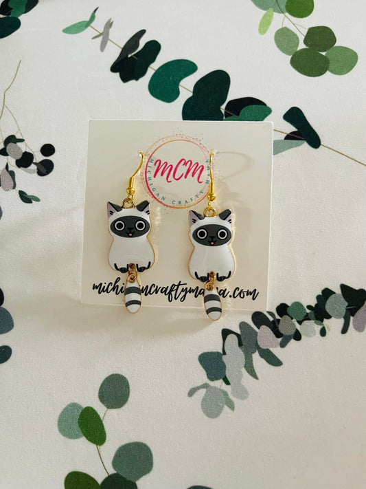 White Cat Earrings (Tail Swings)