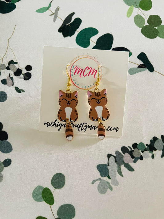Happy Brown Cat Earrings (Tail Swings)