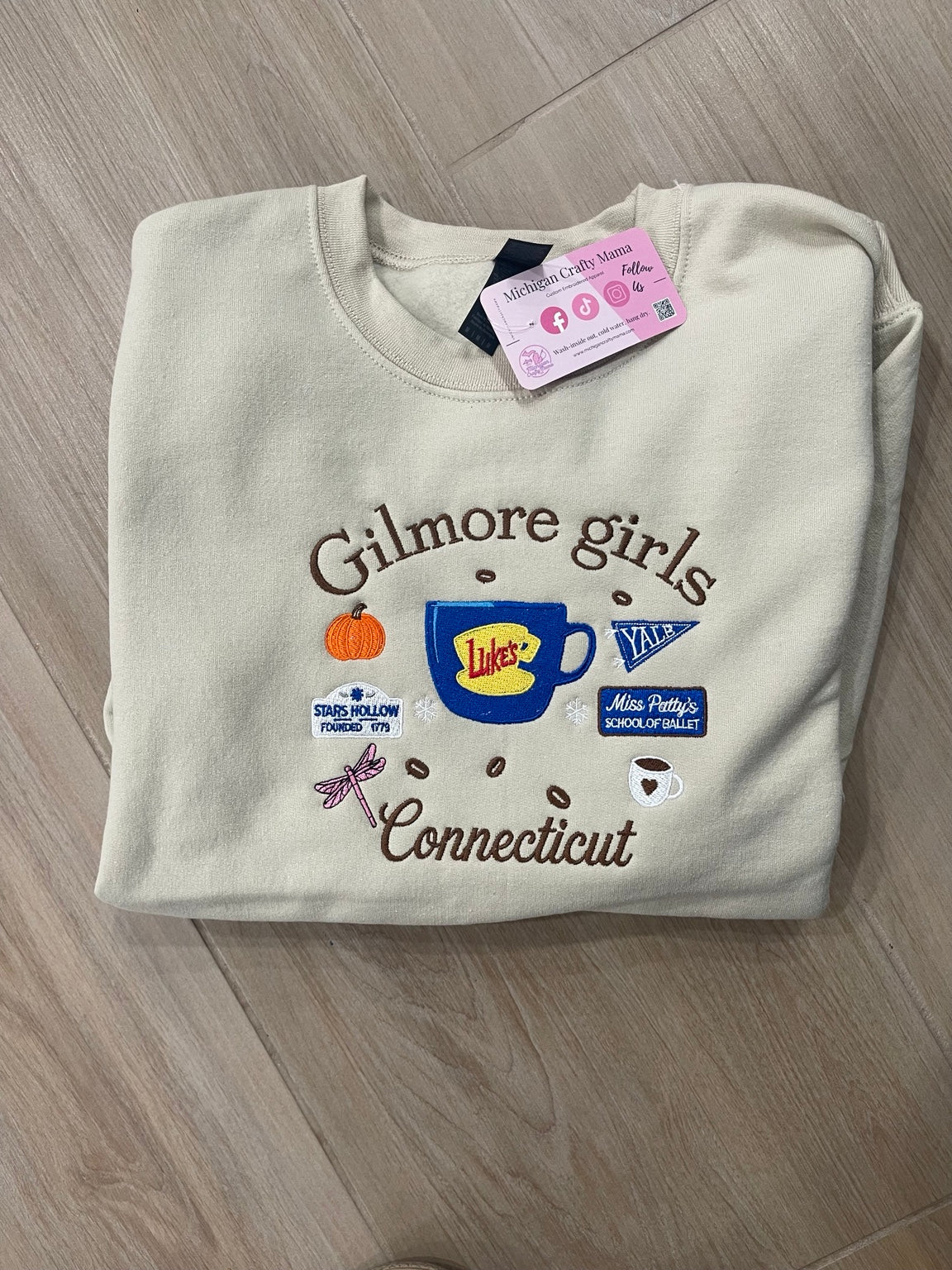 Sand embroidered Connecticut coffee sweatshirt