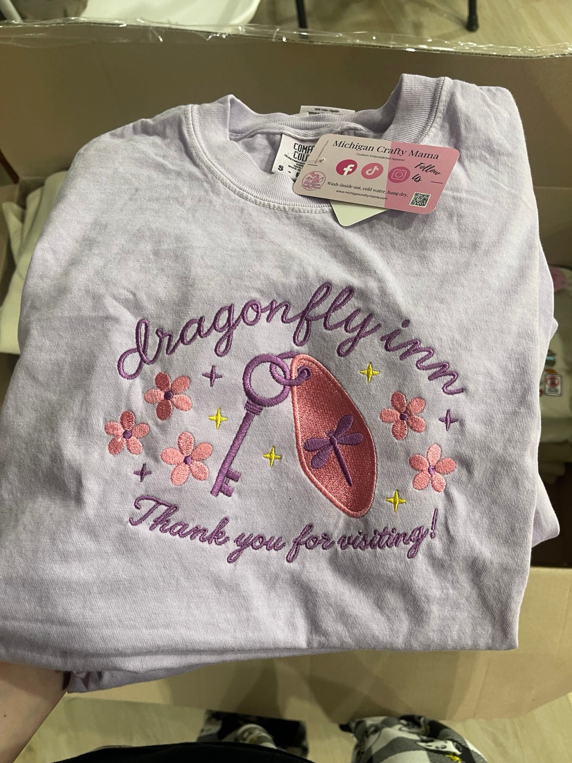 Light purple embroidered dragonfly key crewneck sweatshirt