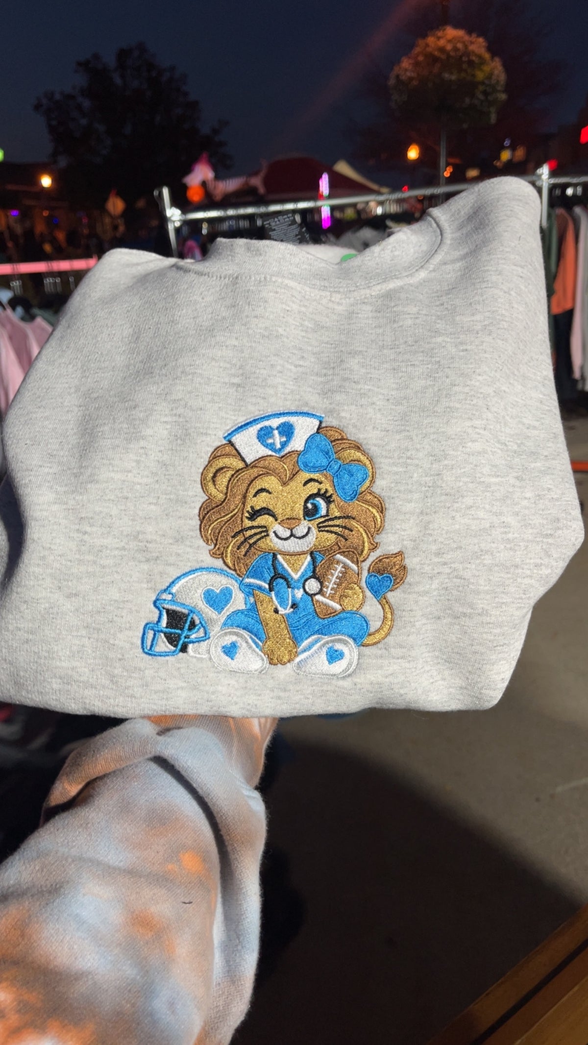 Sports gray Football Nurse Lion embroidered sweatshirt