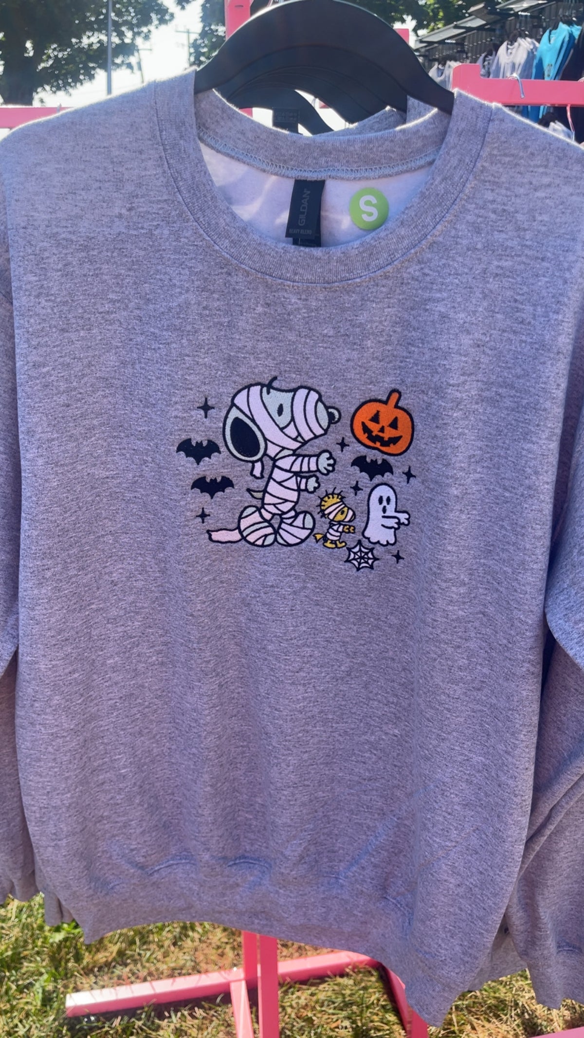 Sports gray Halloween mummy dog embroidered sweatshirt